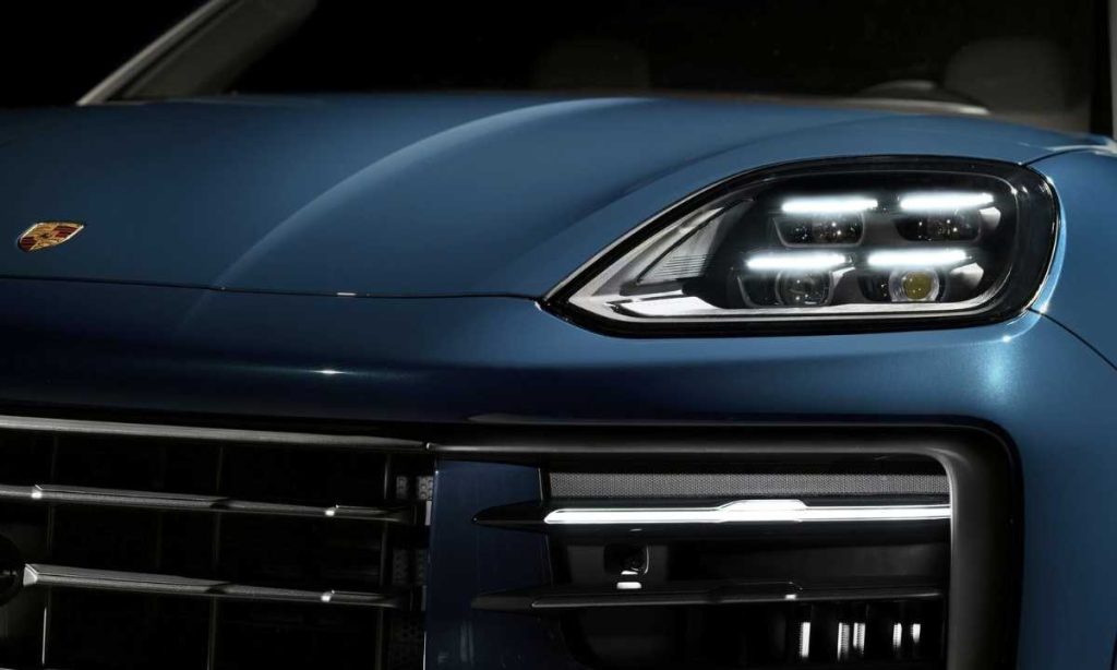 Porsche Cayenne front