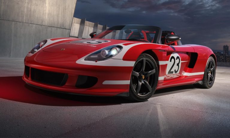 Porsche Carrera GT front